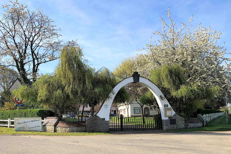 Ferme exterieur 1 900x600